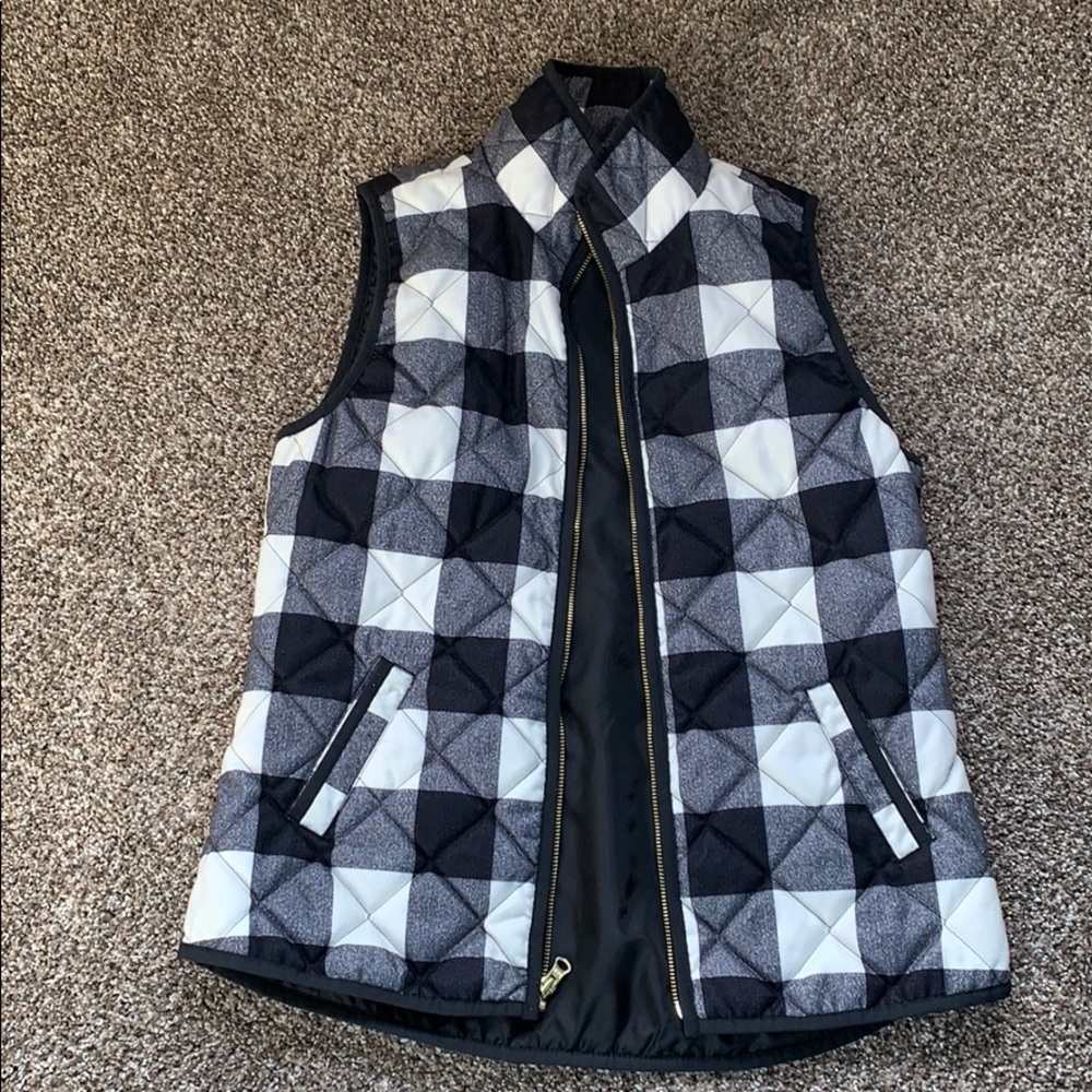 Old navy Buffalo check vest